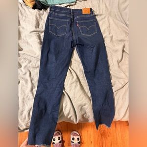 Levi’s skinny darker high rise wash jeans